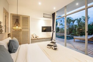 4 bedrooms, iron/ironing board, free WiFi, bed sheets - Chic 4BR Villa, Canggu Hub, 800m to Beach Bliss (Kecamatan Kuta Utara)