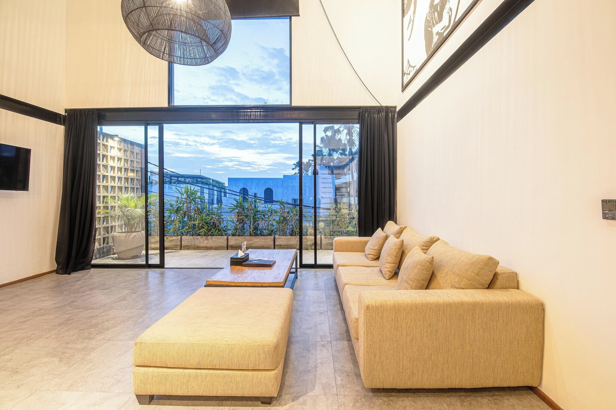 Smart TV, offices