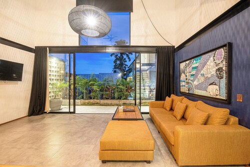 New Duplex apartment 200m to Beach Canggu