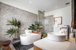 Haartrockner, Handtücher