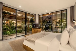 5 camere, una scrivania, ferro/asse da stiro, Wi-Fi gratuito