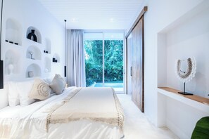 2 bedrooms, iron/ironing board, free WiFi, bed sheets - Lush 2BR Villa, 4min to Bingin's Coastal Escape (Uluwatu)