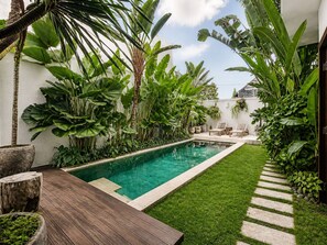 Pool - Exquisite 2BR Villas, Brawah, 300m to Beach (Kuta Utara)