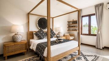 2 bedrooms, iron/ironing board, travel crib, free WiFi