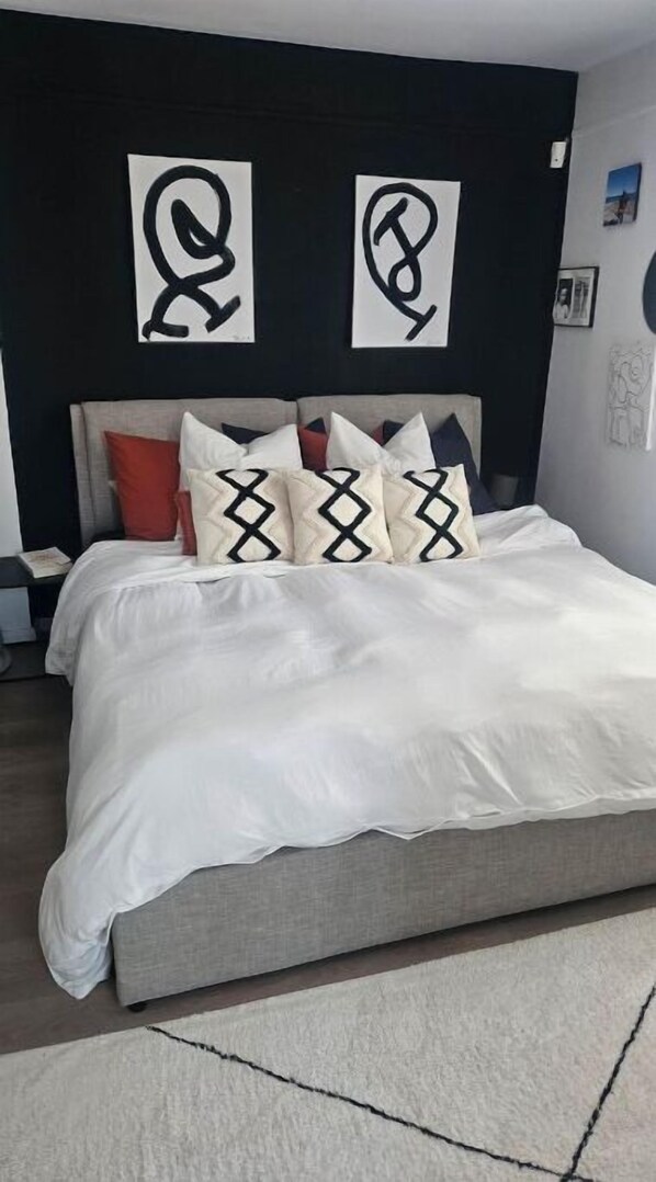 4 camere, Wi-Fi, lenzuola