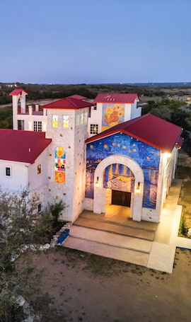 Exterior. A perfect destination for lovers of excellence and fine art