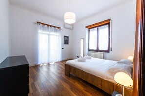 2 Schlafzimmer, Bügeleisen/Bügelbrett, kostenloses WLAN, Bettwäsche