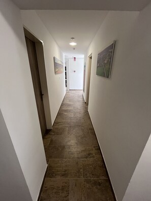 Interior entrance - Május 1 Vendégház - Torony (Torony)