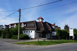 Exterior - Május 1 Vendégház - Torony (Torony)