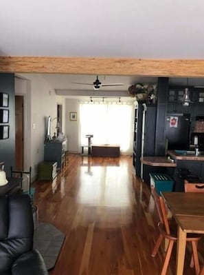 Interior - Chalet Le 48 (Mandeville)