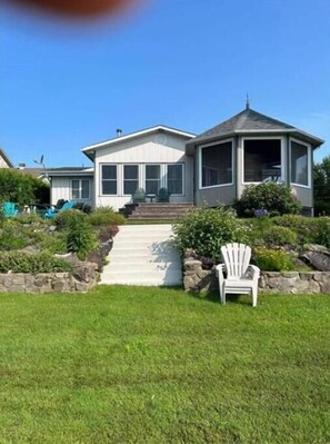 Terrace/patio - Chalet Le 48 (Mandeville)