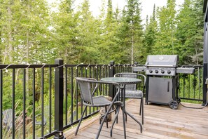 Outdoor dining - Outdoor & Golf at Mount Adstock - Le OLI (Adstock)
