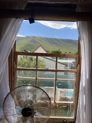 Basic Twin Room | Free WiFi - The surf shack (Hermanus)