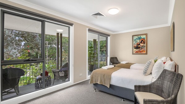 4 habitaciones, cuna de viaje, wifi y ropa de cama 