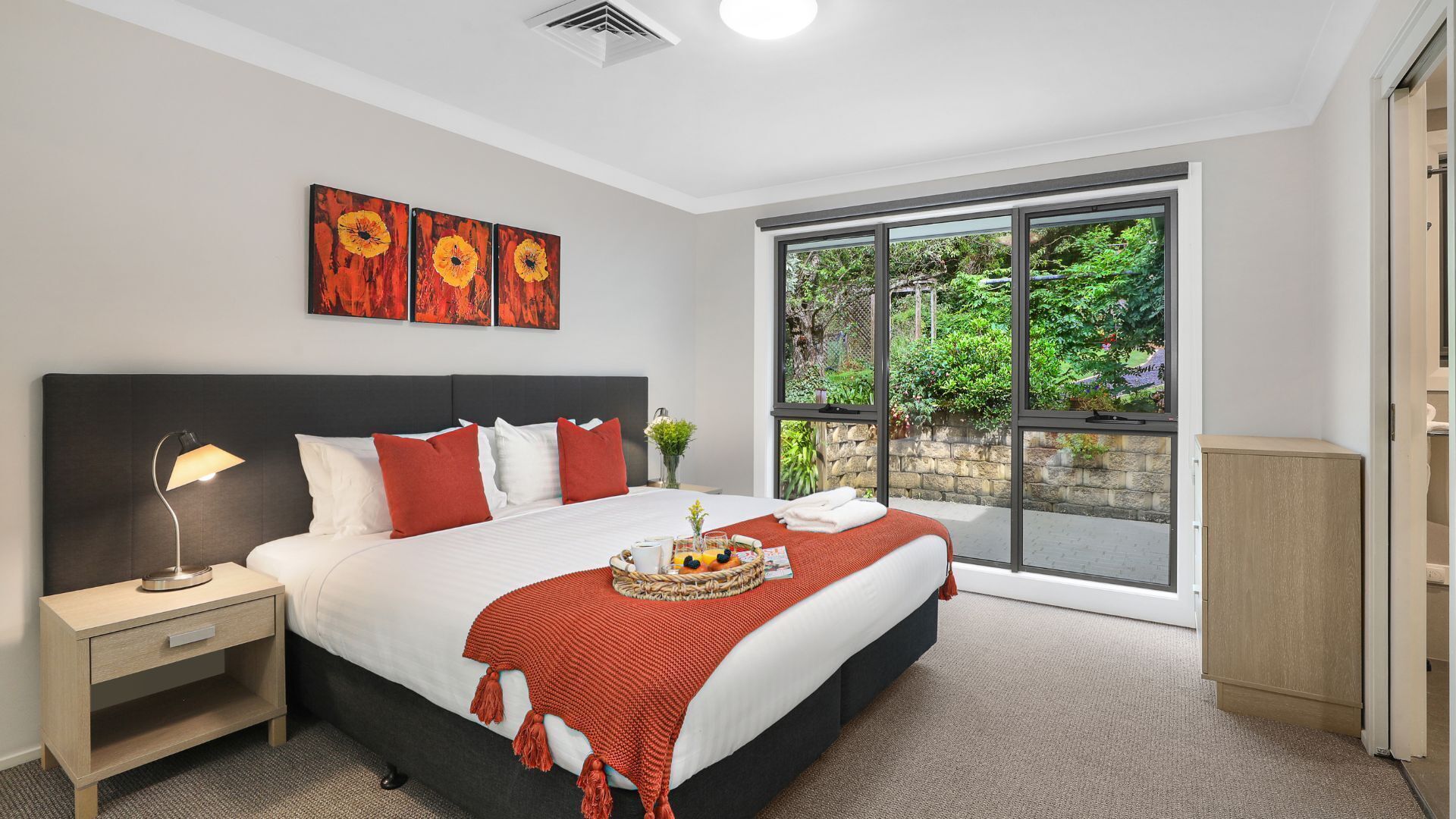 4 soverom, reiseseng for barn, wi-fi og sengetøy