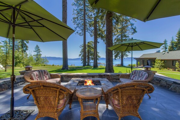 Terrace/patio - Laughing Waters Lakefront - TLUXP (Tahoe City)