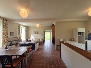 Interior - Lodge of XVIIIth c Castle - nested in the Parc - 6/7 p - 4 kms from Falaise (Versainville)