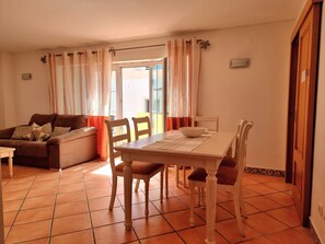 Dining - Cabanas de Tavira, A Wonderful T2 With Seaview (Cabanas de Tavira)