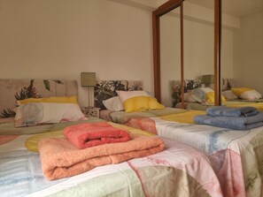 2 bedrooms, iron/ironing board, WiFi, bed sheets