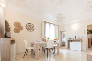 Dining - Wish Apartment Catania Historical Center (Catania)
