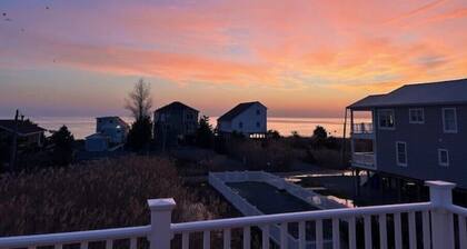 Sleeps 12. Near Bowers Beach, DE Turf, Speedway, AF Base, Casino. New Listing!