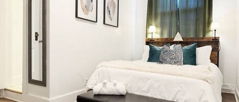 1 bedroom, iron/ironing board, WiFi, bed sheets