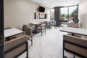 ห้องอาหารเช้า