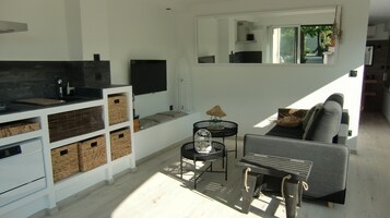 Pampelonne 30m2 (private spa and swimming pool) | Living area