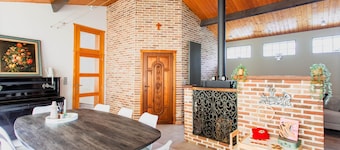 Authentic house with playroom and infrared sauna