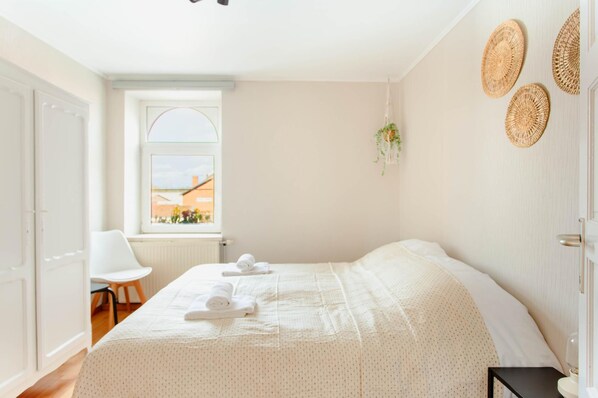 4 chambres, Wi-Fi gratuit, draps fournis