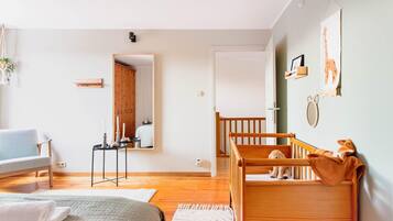 4 Schlafzimmer, kostenloses WLAN, Bettwäsche