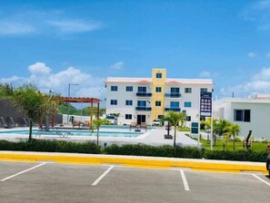 Exterior - Family Modern Apartment w Pool & Near the beach (Punta Cana)
