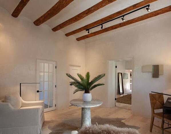 2 bedrooms, desk, iron/ironing board, free WiFi - Palace Modern Residences at the Railyard - 2 Bedroom Casa (Santa Fe)