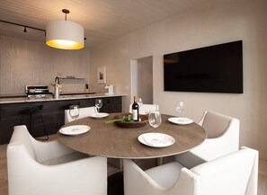 Dining - Palace Modern Residences at the Railyard - 2 Bedroom Casa (Santa Fe)