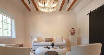 Palace Modern Residences at the Railyard - 2 Home Compound