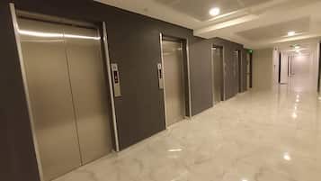 Apartment, 1 Bedroom, Accessible, Balcony | Interior