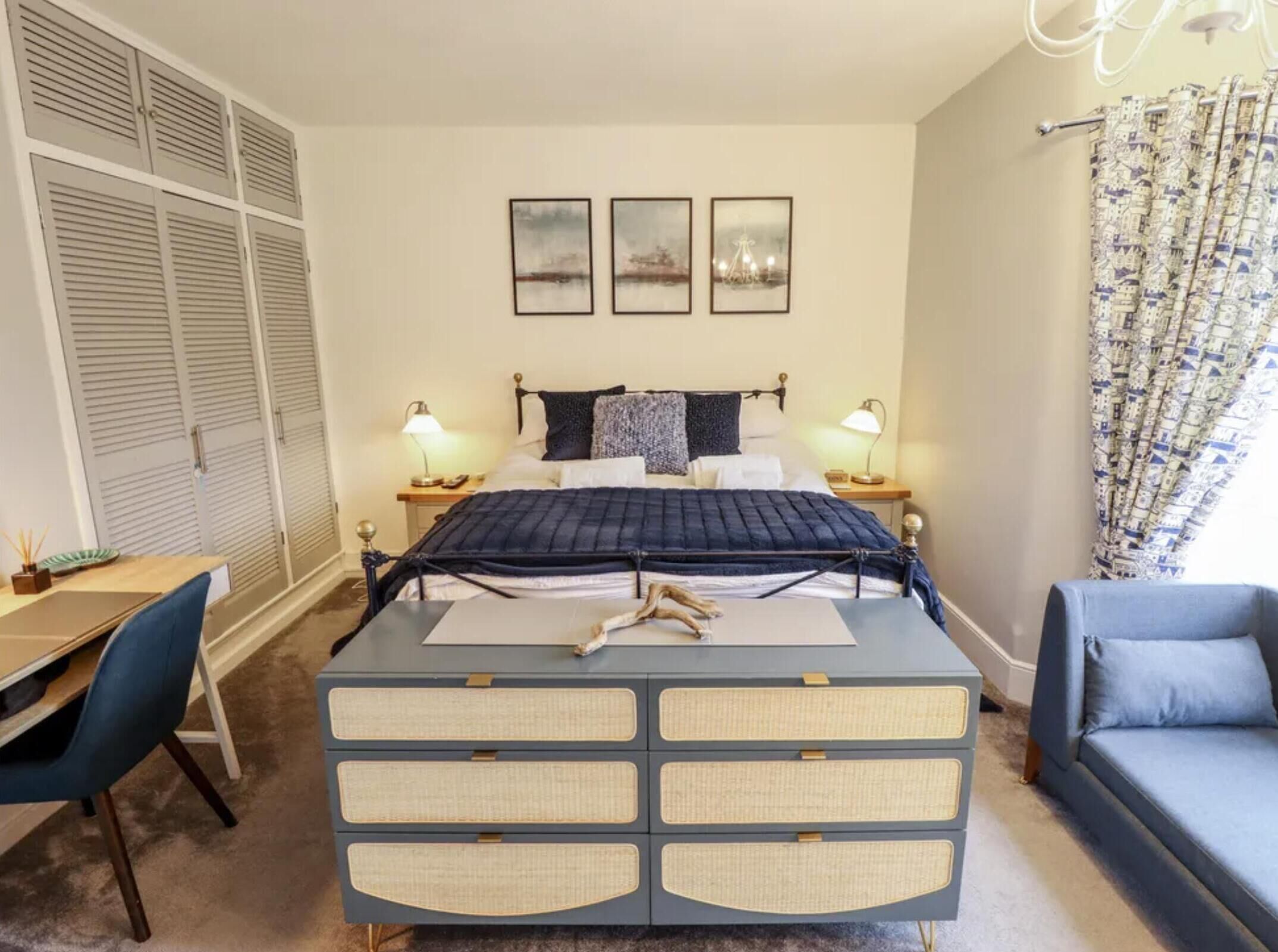 House | 3 bedrooms, iron/ironing board, WiFi (free), bed sheets