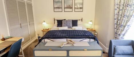 House | 3 bedrooms, iron/ironing board, WiFi (free), bed sheets
