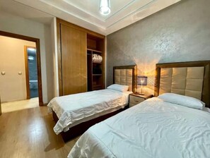 2 bedrooms, bed sheets - Appartement Parallèle à la Corniche (Tanger)