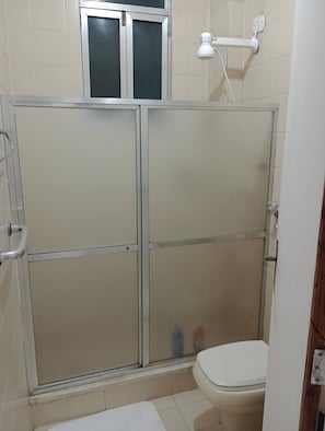 Tvål, schampo och toalettpapper