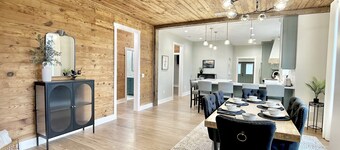 MINE CREEK COTTAGE
3 King Beds 2 Full Baths
Sleeps 7