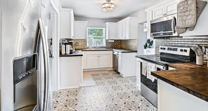 Beachy getaway in lovely Lakeland, Fl!