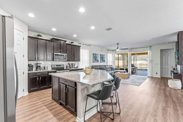 Interior - SPecIAL / Sleeps 21 / Game Room / Water Park (Kissimmee)