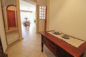 Appartement, 1 chambre, fumeur, balcon | Restauration