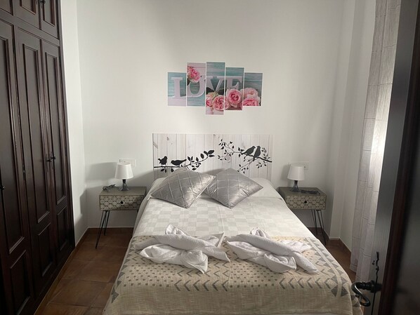 1 bedroom, iron/ironing board, WiFi, bed sheets - Apartamento La Magdalena (Córdoba)