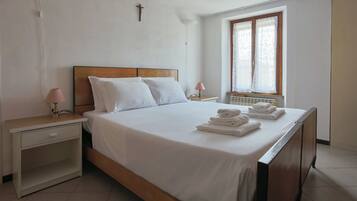 2 chambres, fer et planche Ă repasser, Wi-Fi gratuit, draps fournis