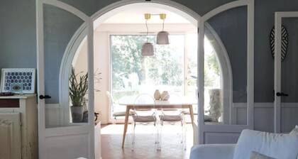 Maison Basque Traditionnelle Bien Rénovée Entre mer et Montagne, Chiens Acceptés