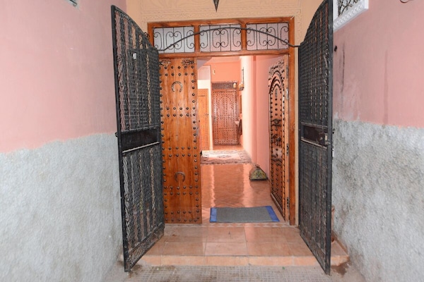 Fachada de la propiedad