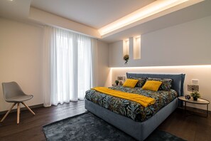 4 bedrooms, iron/ironing board, travel crib, free WiFi