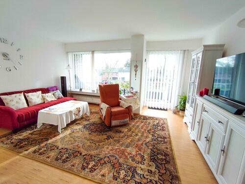 Single-Wohnung in Gelsenkirchens ruhigster Lage - Nähe Veltins-Arena